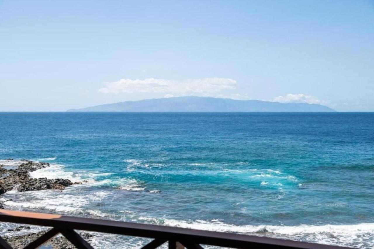 Neptuno Ocean Front Suite ปัวร์โตเดซานตีอาโก ภายนอก รูปภาพ