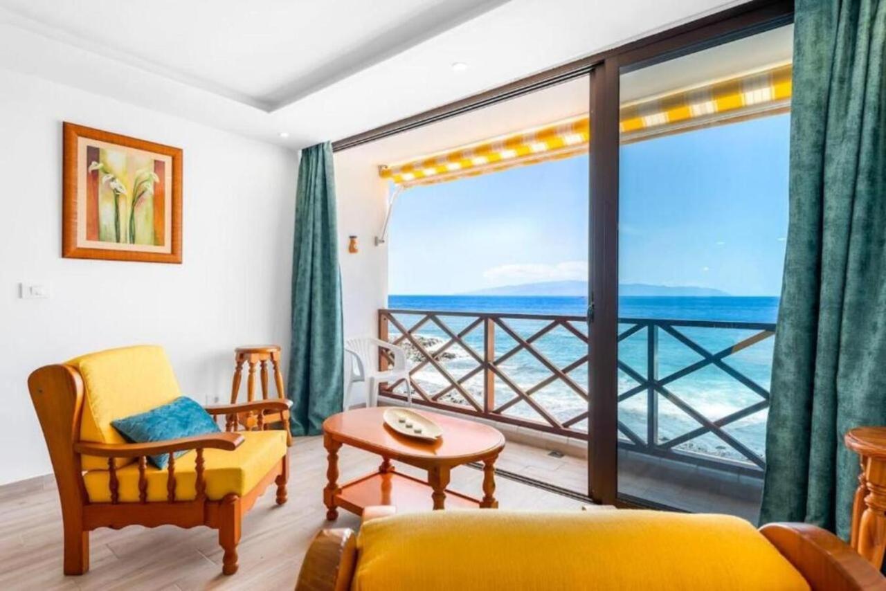 Neptuno Ocean Front Suite ปัวร์โตเดซานตีอาโก ภายนอก รูปภาพ